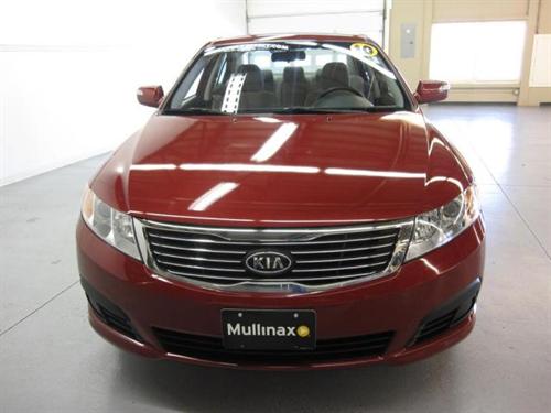 Kia Optima 2010 photo 1