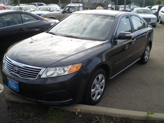 Kia Optima 2010 photo 1