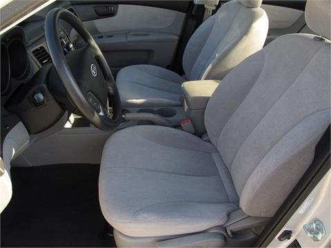 Kia Optima 2010 photo 1