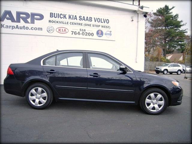 Kia Optima 2010 photo 2