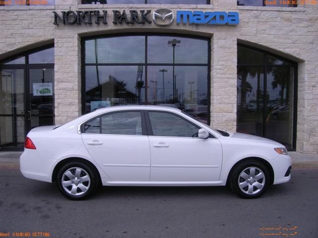 Kia Optima 2010 photo 5