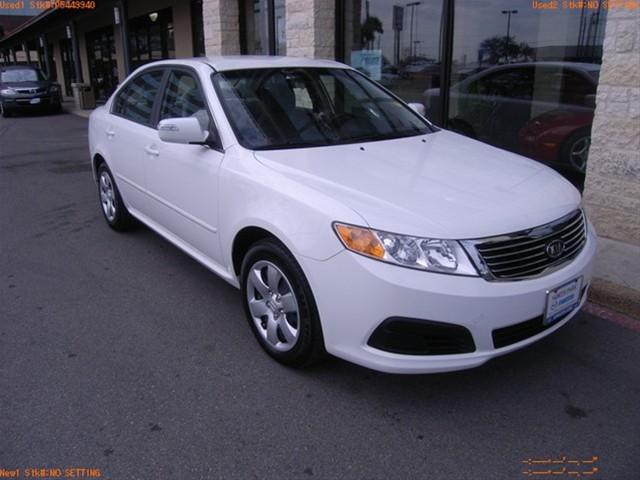 Kia Optima 2010 photo 2