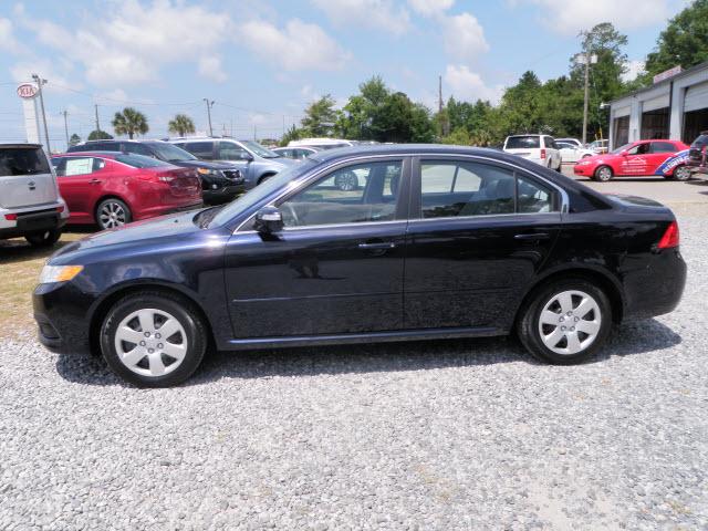 Kia Optima 2010 photo 1