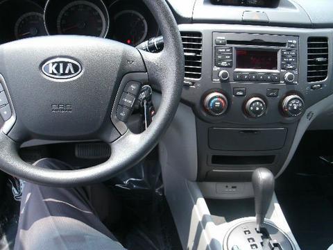 Kia Optima 2010 photo 4