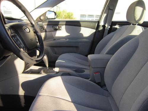 Kia Optima 2010 photo 2