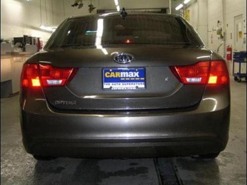 Kia Optima 2010 photo 4