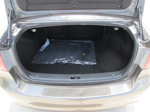 Kia Optima 2010 photo 1