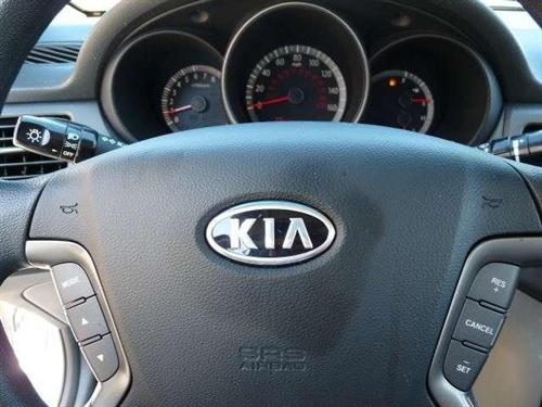 Kia Optima 2010 photo 5