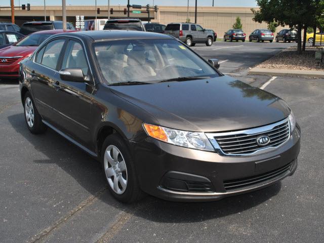 Kia Optima 2010 photo 4