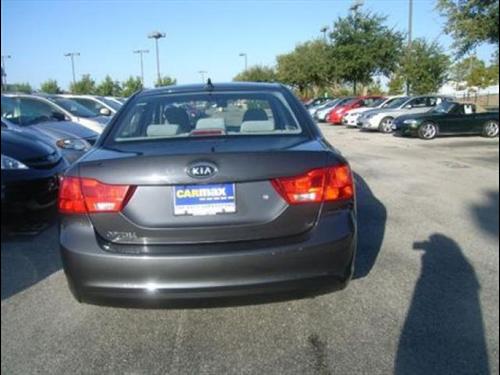Kia Optima 2010 photo 5