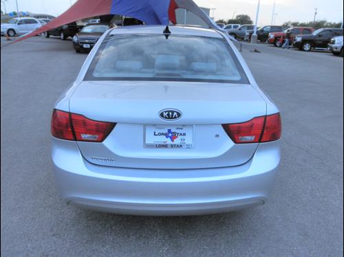 Kia Optima 2010 photo 1