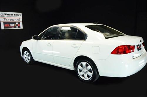 Kia Optima 2010 photo 1