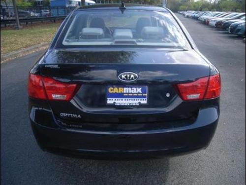 Kia Optima 2010 photo 2