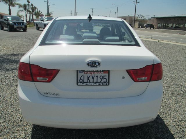 Kia Optima 2010 photo 3