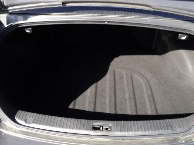 Kia Optima 2010 photo 2