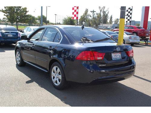 Kia Optima 2010 photo 4