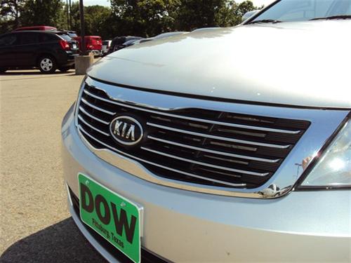 Kia Optima 2010 photo 2