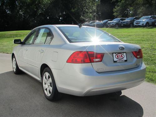 Kia Optima 2010 photo 4