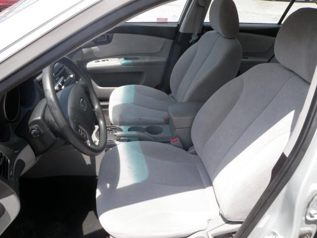 Kia Optima 2010 photo 2