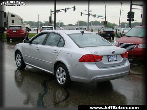 Kia Optima 2010 photo 3