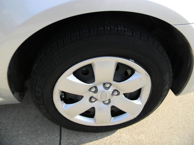 Kia Optima 2010 photo 3