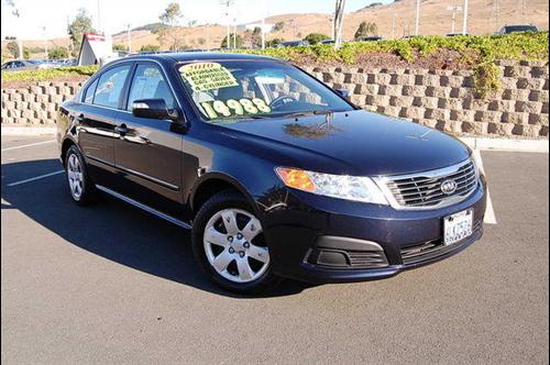 Kia Optima 2010 photo 1