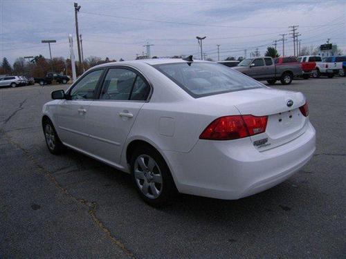 Kia Optima 2010 photo 2