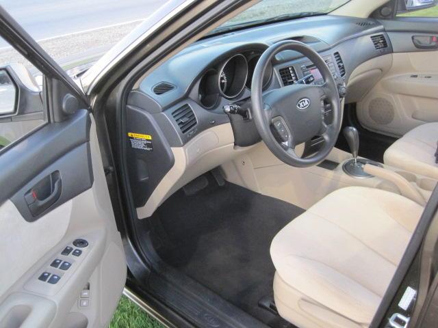 Kia Optima 2010 photo 5