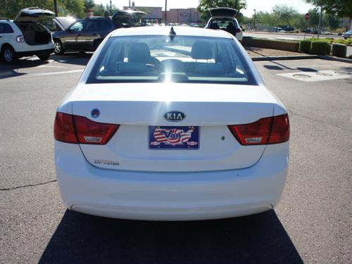 Kia Optima 2010 photo 2