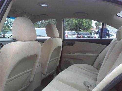 Kia Optima 2010 photo 1