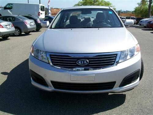 Kia Optima 2010 photo 1