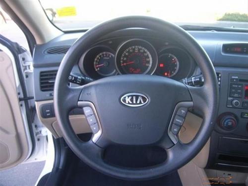 Kia Optima 2010 photo 1