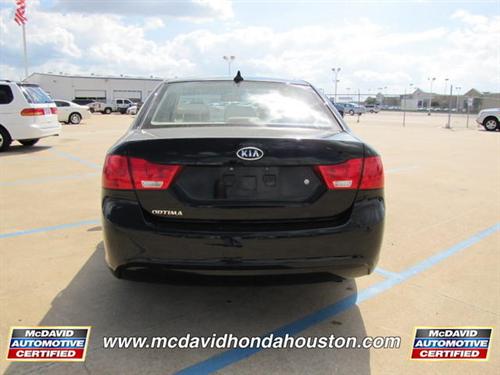 Kia Optima 2010 photo 1