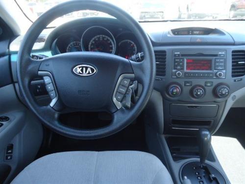 Kia Optima 2010 photo 2