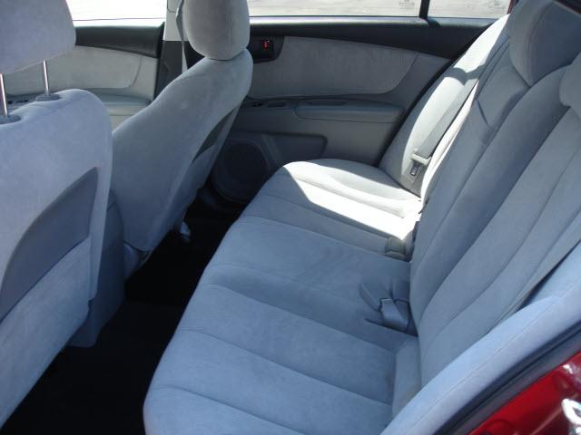 Kia Optima 2010 photo 2