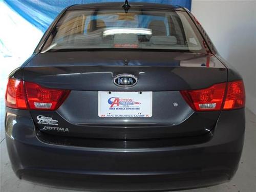 Kia Optima 2010 photo 4