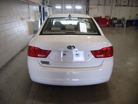 Kia Optima 2010 photo 1