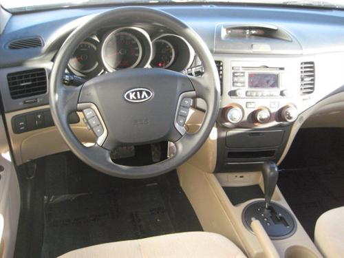 Kia Optima 2010 photo 1