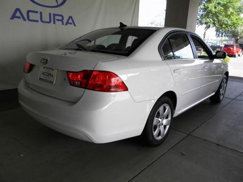 Kia Optima 2010 photo 4