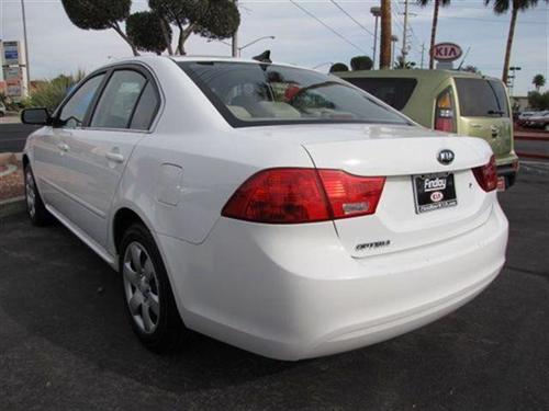 Kia Optima 2010 photo 4