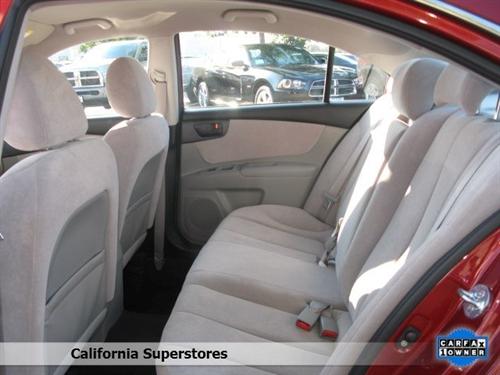Kia Optima 2010 photo 1