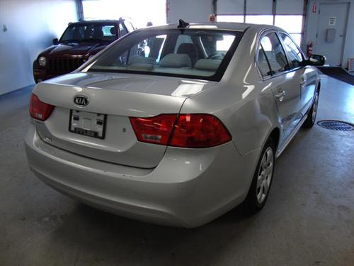 Kia Optima 2010 photo 2