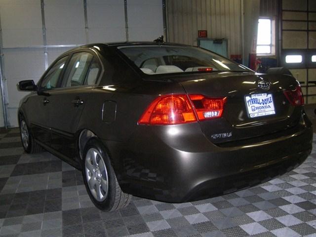 Kia Optima 2010 photo 3