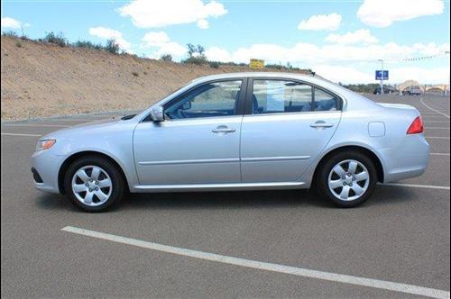 Kia Optima 2010 photo 1