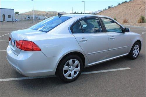 Kia Optima 2010 photo 4