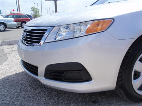 Kia Optima 2010 photo 2