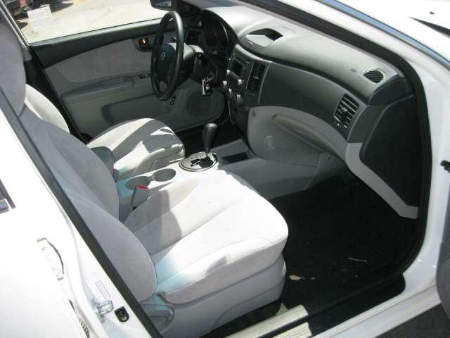 Kia Optima 2010 photo 5