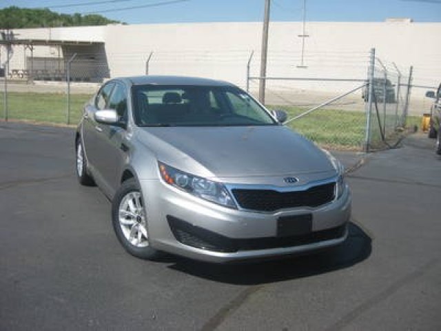 Kia Optima Elk Conversion Van Unspecified