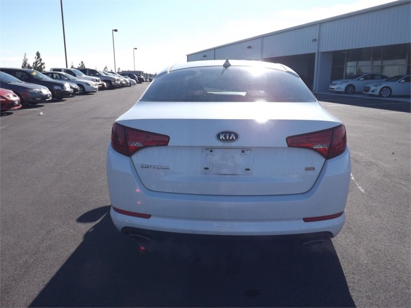 Kia Optima 2011 photo 3