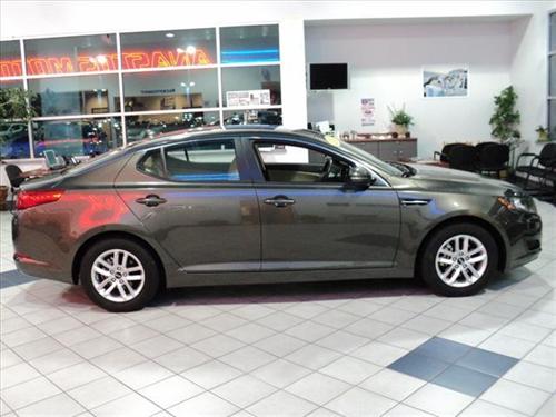 Kia Optima 2011 photo 2